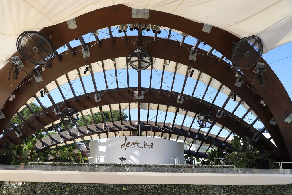 Magnovent instala ventiladores Airpivot en Destino Pacha Ibiza