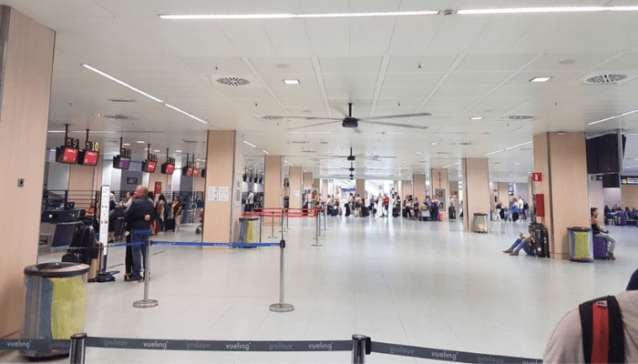 air conditioning - public spaces - airport