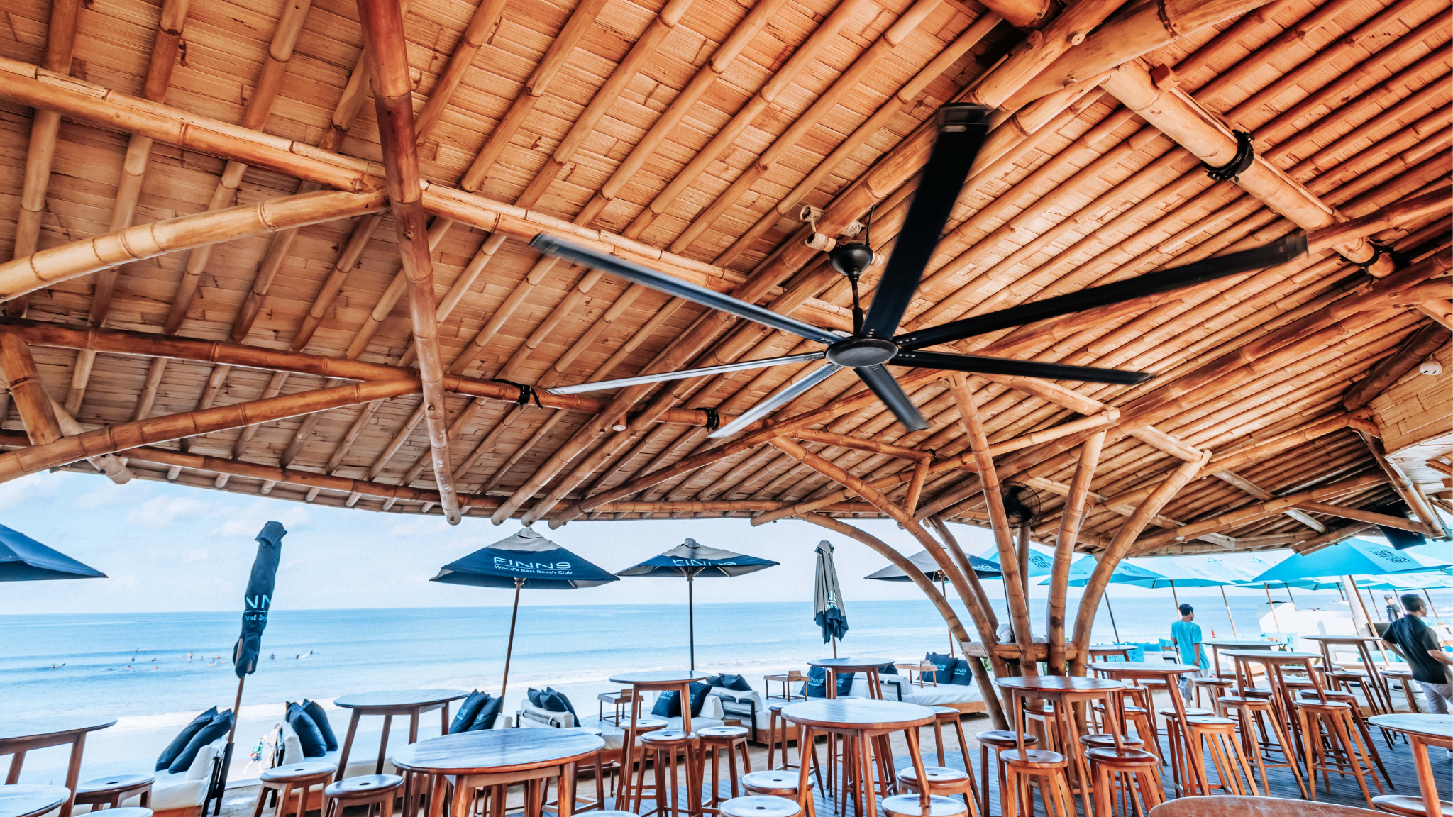 industrial-fan-bamboo-hospitality-outdoor-bioclimatic